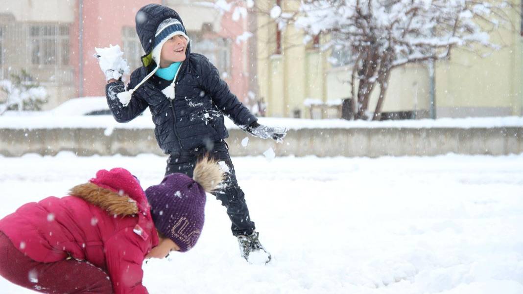 Kar tatilinde okul yöneticileri okula gitmek zorunda mı? 3