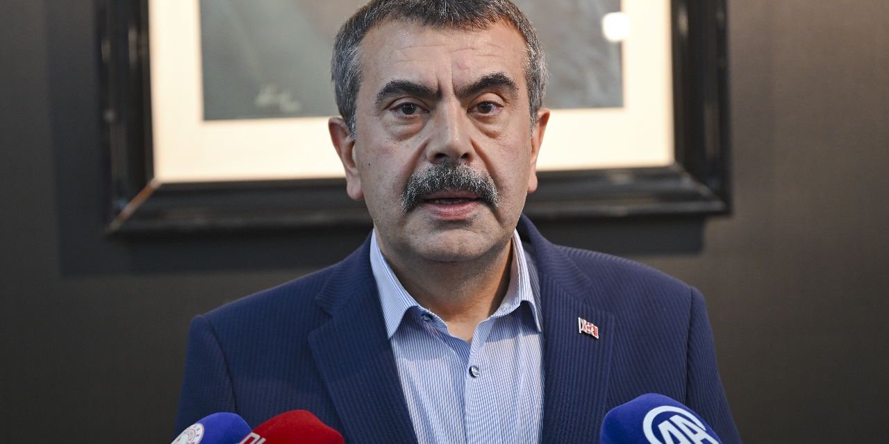 Bakan Tekin'den Öğretmenlere İkinci İl Dışı Tayin Müjdesi: Başvurular Başlıyor!