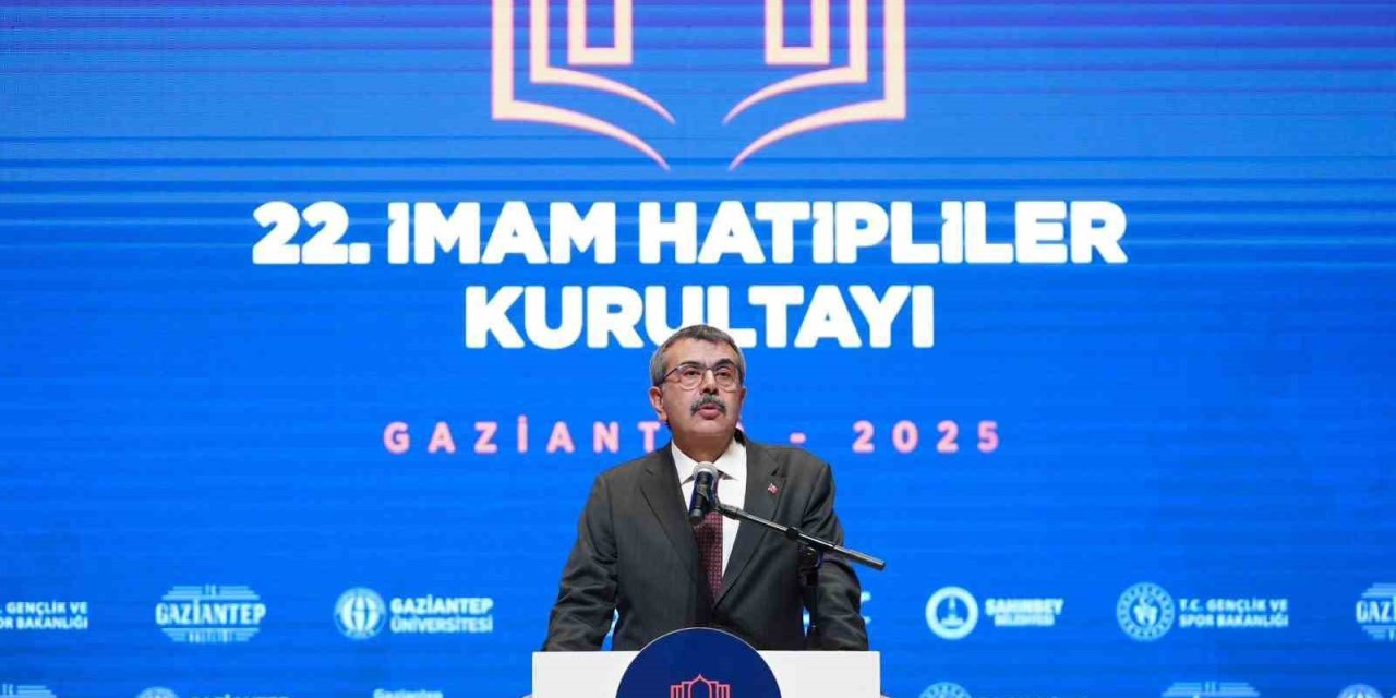 Bakan Tekin’den Eğitim Çalışmalarına ve İmam Hatip’lere Yönelik Eleştirilere Sert Tepki