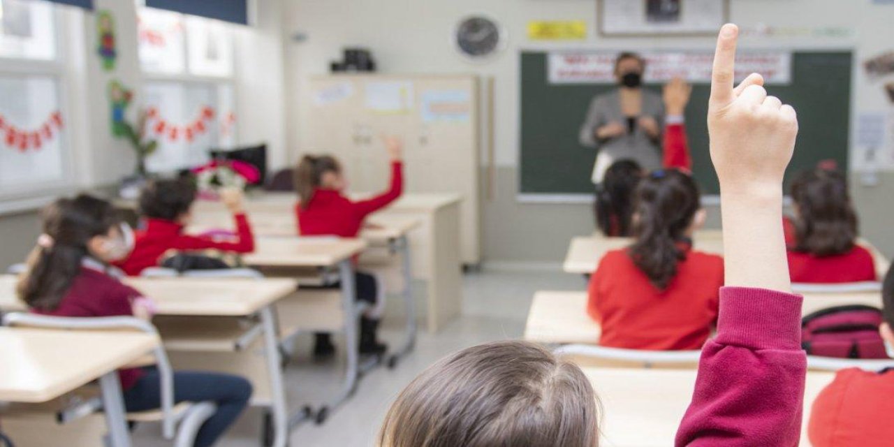 Yüzbinlerce Öğretmen Norm Fazlası Olma Riskiyle Karşı Karşıya!