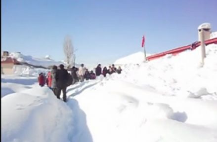 DOĞUDA ÇALIŞAN SINIF ÖĞRETMENLERİ ARSA VE EV BAKMAYA BAŞLASIN