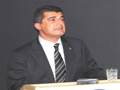 'Yüzde 4+4’lük Zam Memuru Enflasyona Ezdirir!'