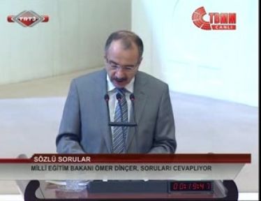 Dinçer, 2012 Ağustosta 40 bin yeni öğretmen ataması yapılacağını açıkladı.