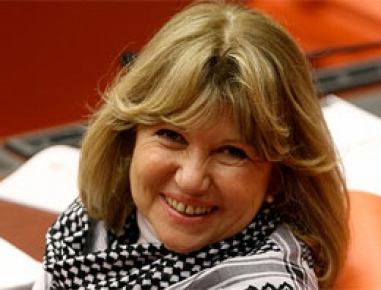 Nur Serter:  Ağustos 2012'de yapılacak 40 bin öğretmen ataması şaibelidir