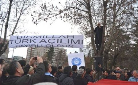 Türk Açılımı İsteyen Sendikacı