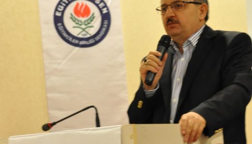 Demokrasiyi Yeşertmek, Medeniyet Değerlerimizi Yaşatmak İçin Çalışıyoruz