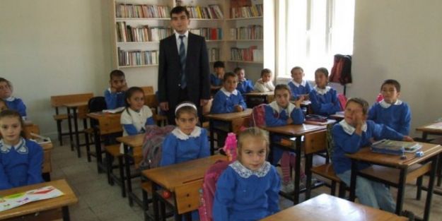 Öğretmensiz Köye Öğretmen Geldi