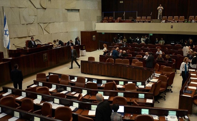Arap milletvekili Knesset’te ezan okudu