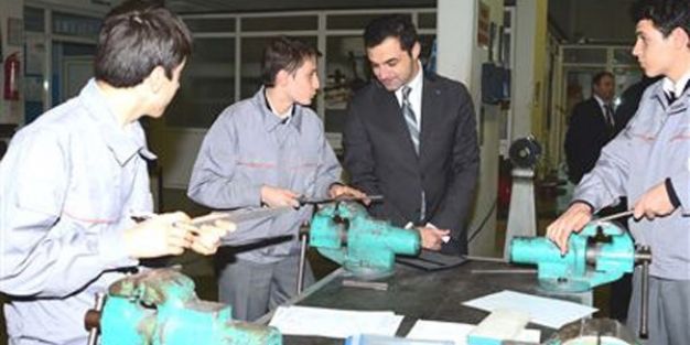 ŞUBAT ATAMASINDA TEKNİK ÖĞRETMENLER HER BRANŞTAN 100 KADRO İSTİYORUZ