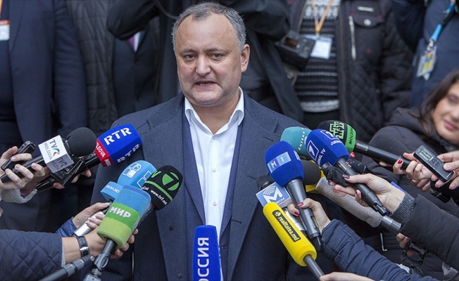 Moldova'da yeni cumhurbaşkanı Rus yanlısı Dodon oldu