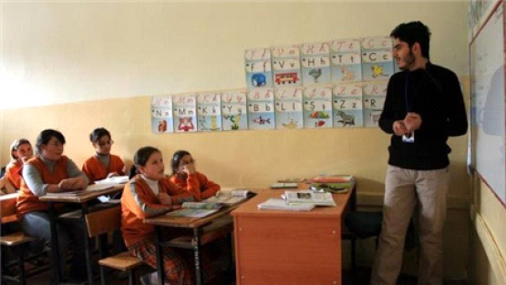 Pedagojik formasyonun bir döneme sığdırılmasına tepki