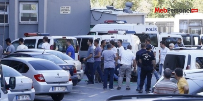 Siirt'te 1'i emniyet amiri, 2 kamu görevlisi tutuklandı