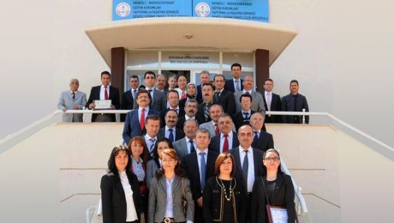 26 okula beyaz bayrak