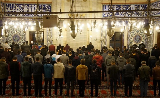 Trakyalı gençler sabah namazında buluştu