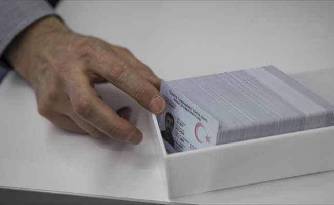 Türkiye çipli kimliklere hazırlanıyor