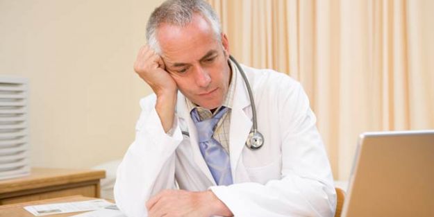 Sağlıkçılara Var da Öğretmenlere Yok