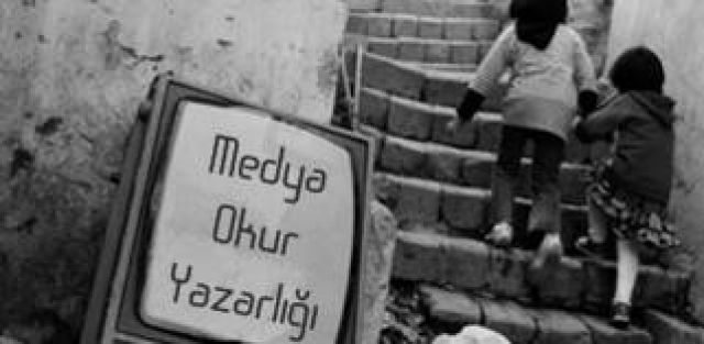 MEDYA OKUR YAZARLIĞI VE İLETİŞİMCİLER ATANMAK İSTİYORA