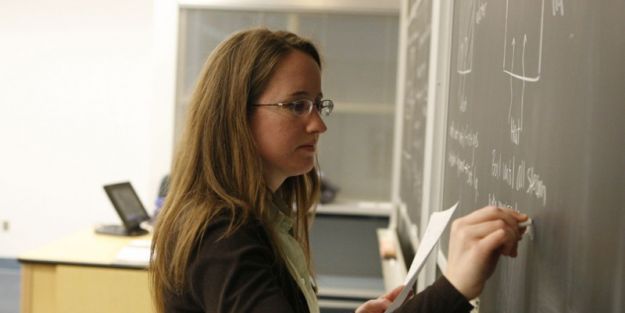 Ek Ders Ücret Karşılığı Okul Öncesi Öğretmenliği Başvuruları