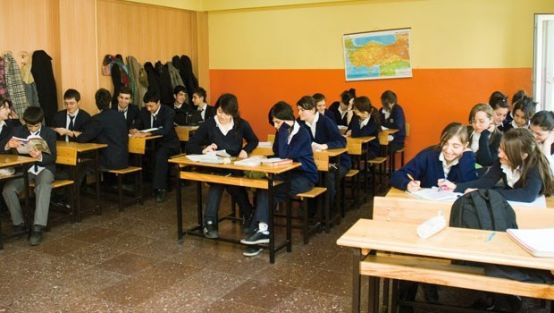 Ortaöğretim Kurumlarına Yerleşen 9. Sınıf Öğrencilerinin Nakil İşlemlerinin İşleyişi