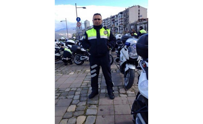 İzmir'i felaketten kurtaran kahraman polisimiz Feti Sekin!
