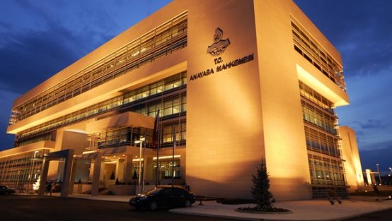 MEB BU GİDİŞLE AYM’YE DUA EDECEK