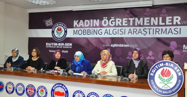 Kadınlara Hem Erkekler Hem de Kadınlar Mobbing Uyguluyor