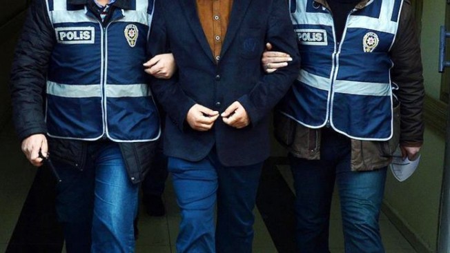 Eski öğretmen ve sağlık çalışanı 1120 kişi daha gözaltına alındı