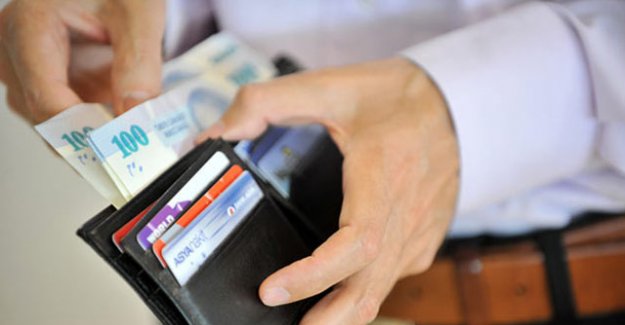 Öğretmenler 1 Mayıs’ta ek ders ücretini alamayacak