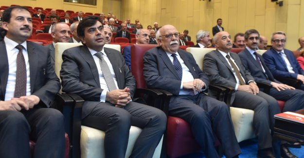 Bakan Nabi  Avcı 81 İl Millî Eğitim Müdürü ile bir araya geldi...