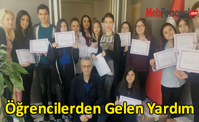 Öğrencilerden Köy Okullarına Giysi ve Kırtasiye