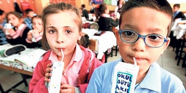 Akdeniz'de okula giden çocuklar son anda kurtuldu