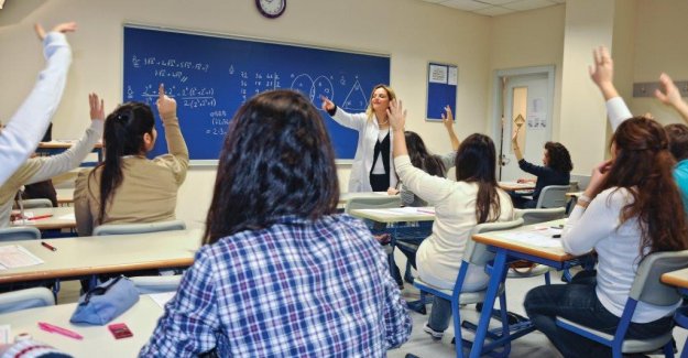 MEB "Yönetmelik" çıkarıp AYM kararını fiilen askıya alamaz