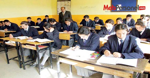 Haftalık ders saatleri düşüyor mu?