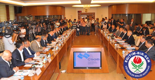Eğitim-Bir-Sen taleplerinin sunumunu gerçekleştirdi