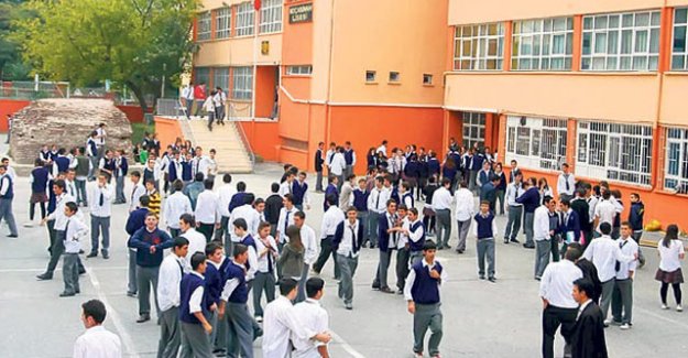 MEB'den sınıfını geçemeyen öğrenciler hakkında açıklama
