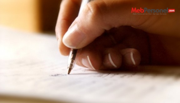 AKADEMİSYENLERİN BASKI VE DEMOKRASİ ALGISI