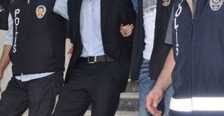 Öğretmen de aralarında bulunduğu 39 kişiye gözaltı