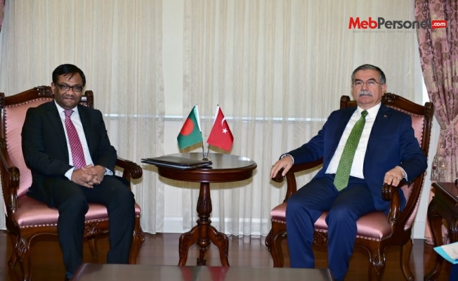 Bakan Yılmaz, Bangladeş Büyükelçisi Sıddıkı´yı kabul etti
