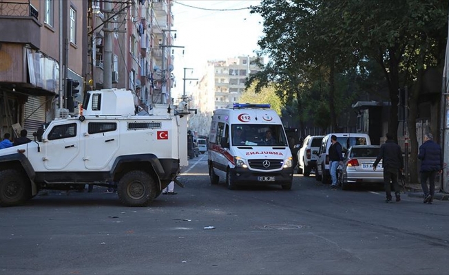 Diyarbakır'daki terör saldırısına ilişkin 10 gözaltı
