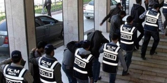 FETÖ'nün yeniden yapılanma operasyonunda 43 şüpheli tutuklandı