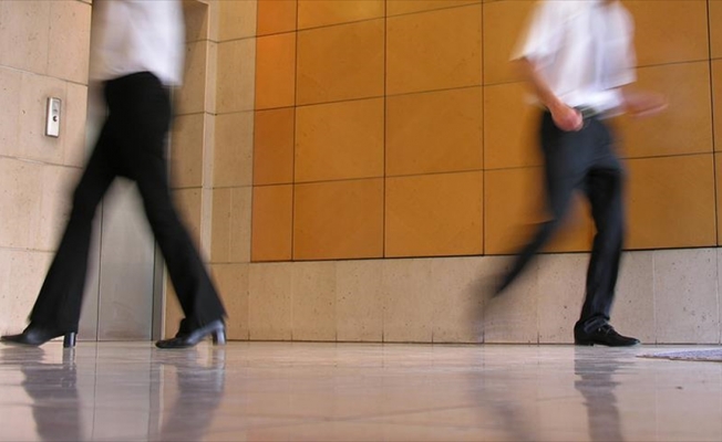 TSK'daki sivil personele kıyafet düzenlemesi