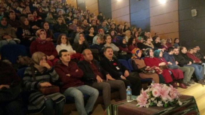 Aday Öğretmenlere "Türkiye´de Demokratikleşme Serüveni ve 15 Temmuz Destanı" Konulu Seminer