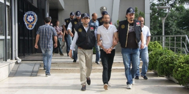 Erzurum'da 3'ü üniversite öğrencisi 7 kişi gözaltına alındı