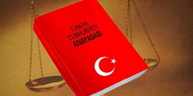 Anayasa teklifindeki 'yedek vekillik' rafa kalkıyor