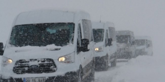 Konya'da mahsur kalan öğrenciler kurtarıldı