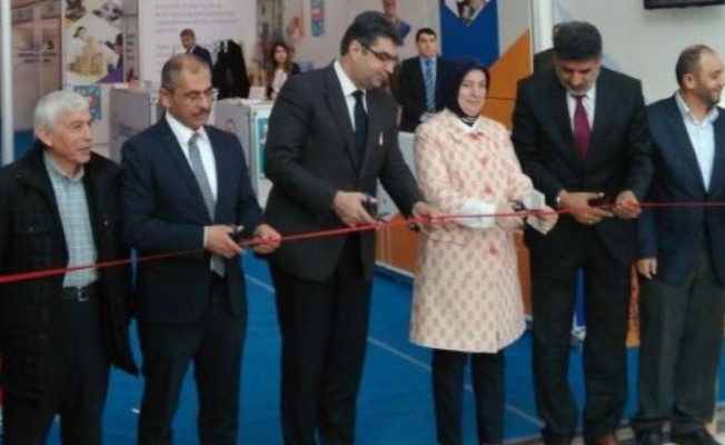 Bakan Yardımcısı Erdem, Ankara Eğitim Fuarı’na katıldı