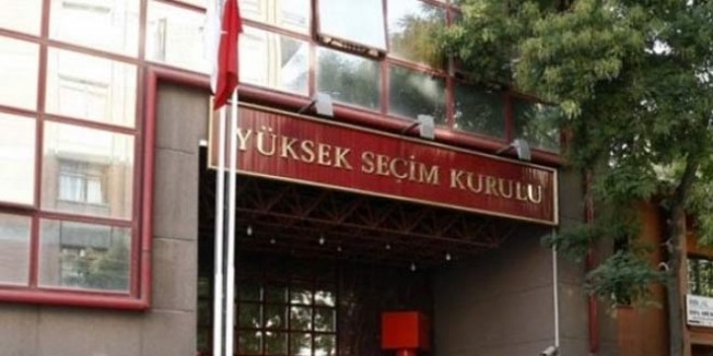 YSK, CHP'nin referandumu iptal başvurusunu reddetti