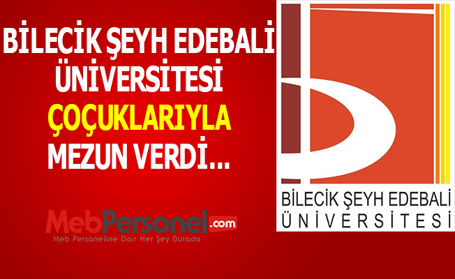 Üniversiteden çocuklarıyla mezun oldular