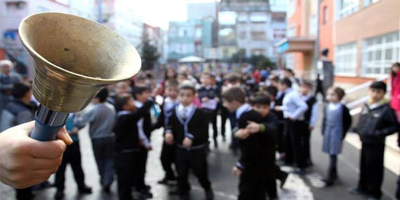 İstanbul'da okullar ilk gün bu saatte açılacak