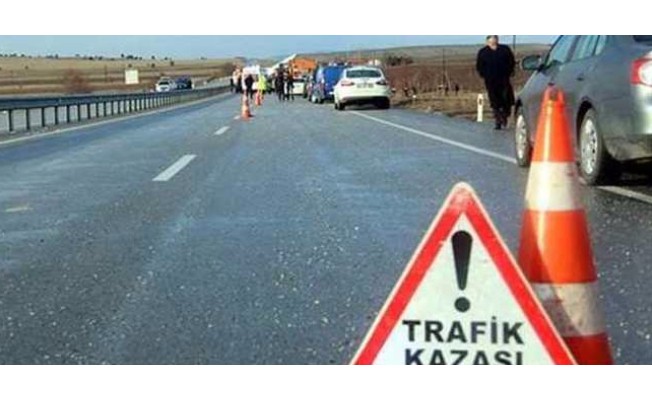 Batman'da öğrenci servisi ile otomobil çarpıştı: 9 yaralı